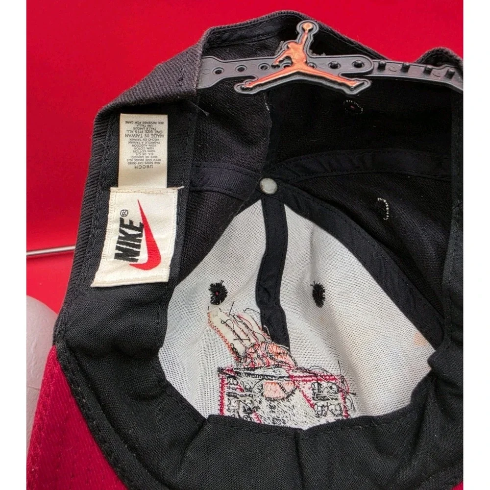 VINTAGE Nike Michael Jordan's The Restaurant Hat 90s Snapback Jumpman